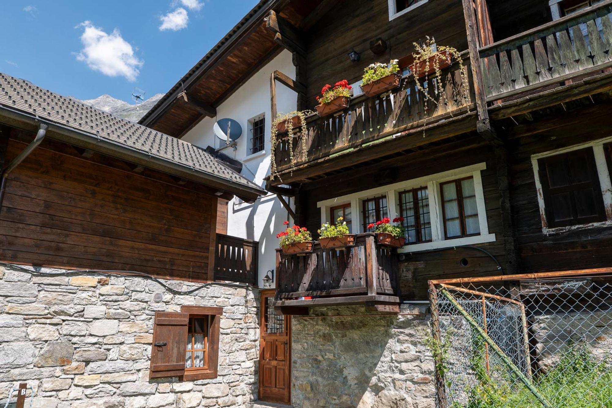 Incanto Walser Apartments Ronco Макуняга Екстериор снимка